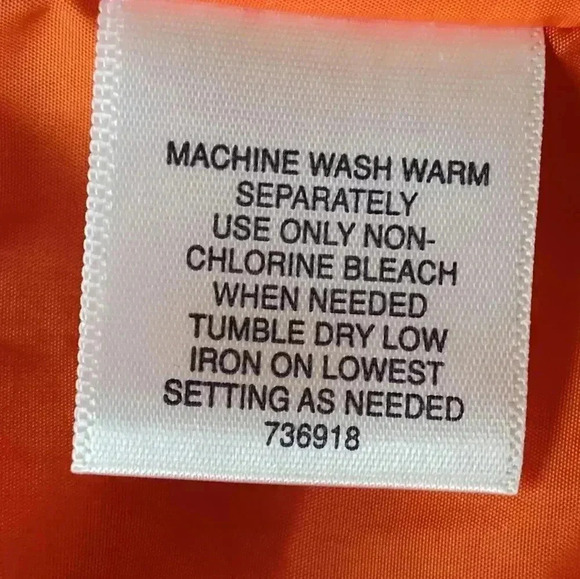 St. John's Bay Men's Navy Insulated Puffer Vest | Orange lining | Size Small - Picture 6 of 6